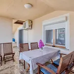 With Parking Space Jezera, Murter - 21148 Apartamento