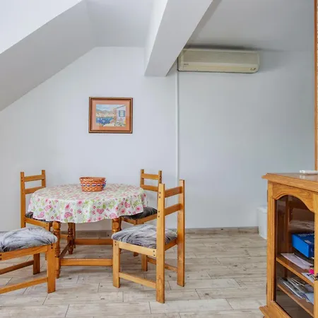 With Parking Space Jezera, Murter - 21148 Daire Jezera