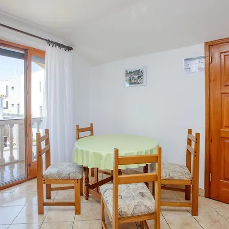 With Parking Space Jezera, Murter - 21148