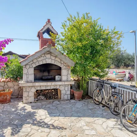 With Parking Space Jezera, Murter - 21148