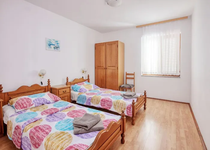 With Parking Space Jezera, Murter - 21148 * Jezera