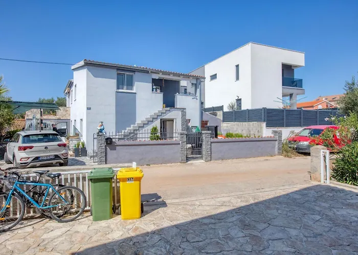 With Parking Space Jezera, Murter - 21148