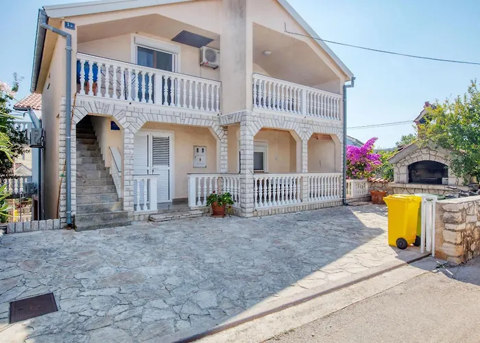 With Parking Space Jezera, Murter - 21148 *